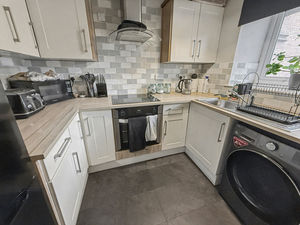 Photo 5- click for photo gallery